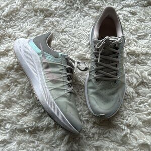 Nike Winflo Shoes